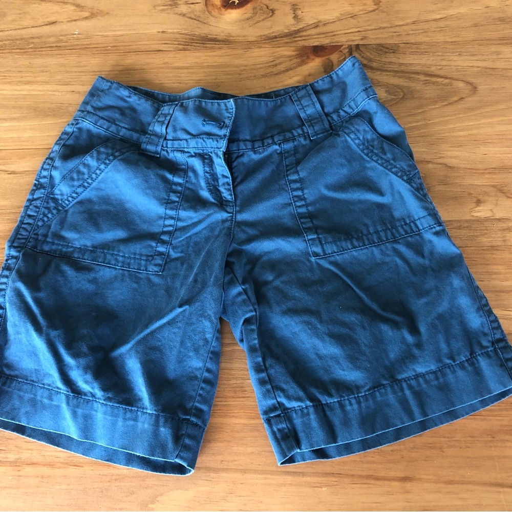 Navy blue LOFT shorts, sz0